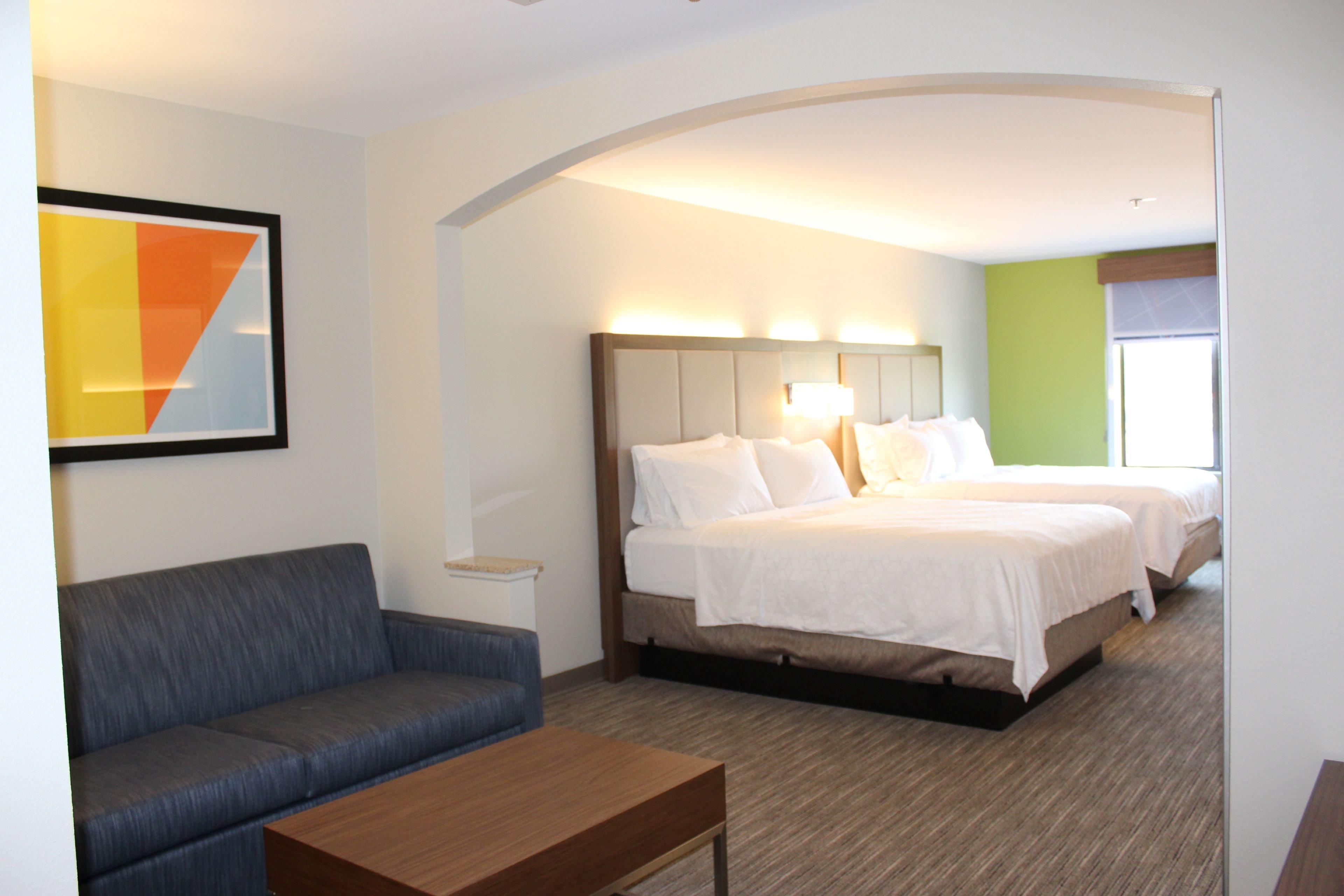 Holiday Inn Express Forest City By Ihg Εξωτερικό φωτογραφία