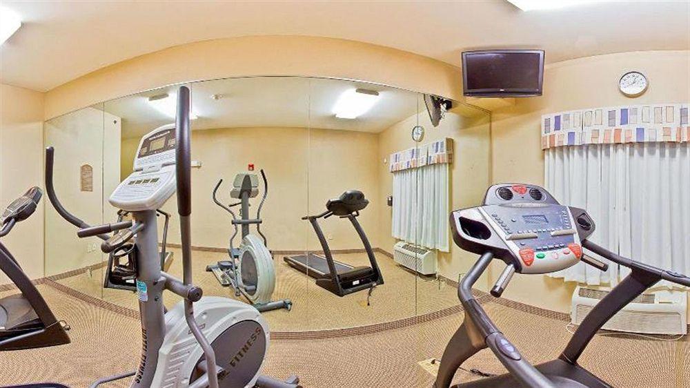 Holiday Inn Express Forest City By Ihg Εξωτερικό φωτογραφία